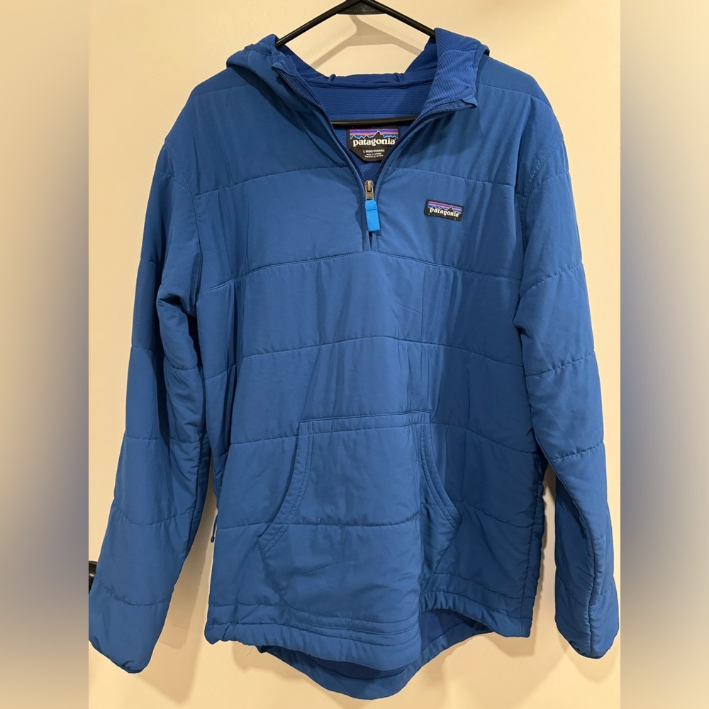 Patagonia Pack in Pullover Hoodie